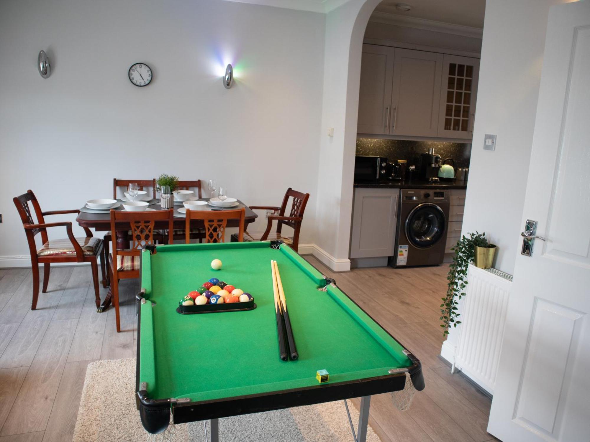 Bright Private Terrace - Free Private Parking - Tv - Wifi - Netflix Apartment Croydon Exterior photo
